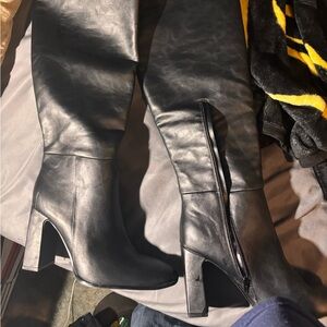Black Knee-High Heeled Boots